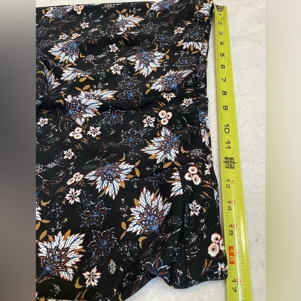 Zoe + Phoebe bohemian dress pants Stretchy Floral pattern. Size L - Picture 8 of 10